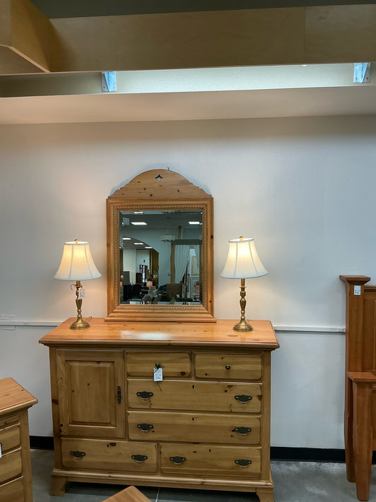 Kincaid Dresser with Mirror