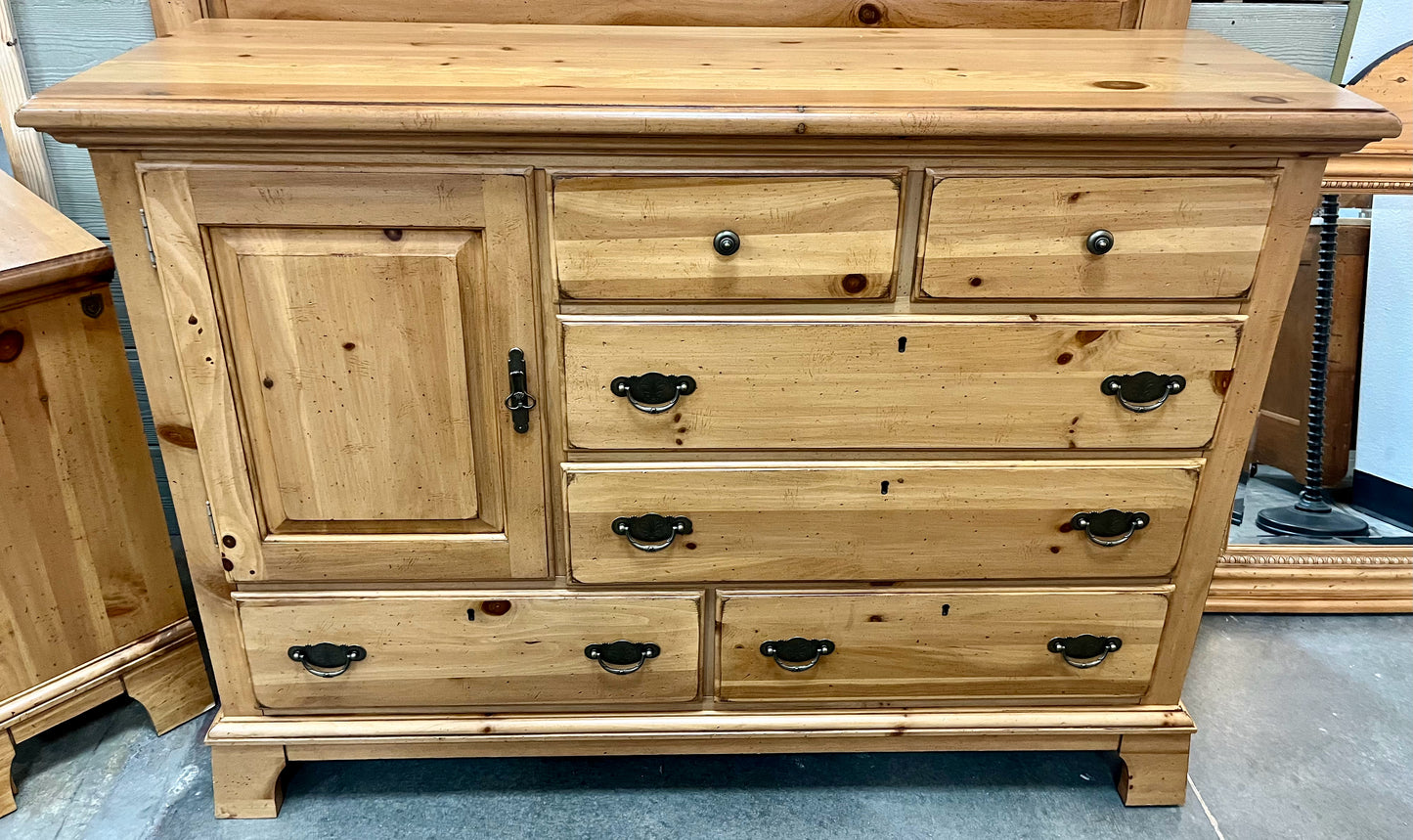 Kincaid Dresser with Mirror